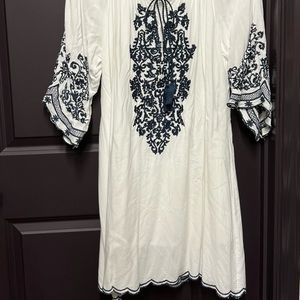 CC Chic Connection White embroidered summer dress with a built in slip.